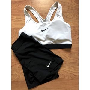 NIKE sports bra & compression shorts